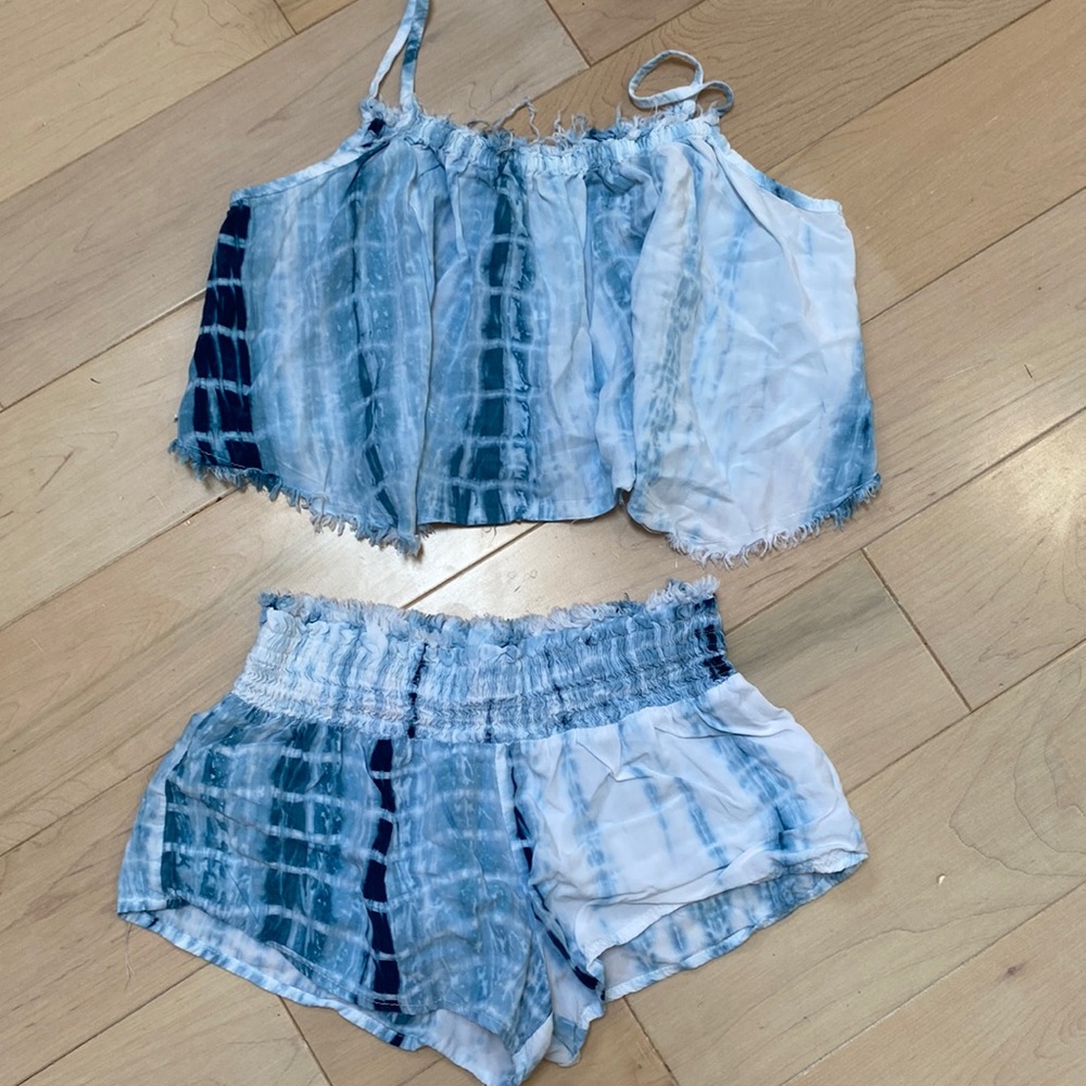 Play Six girls soft crop top & shorts set